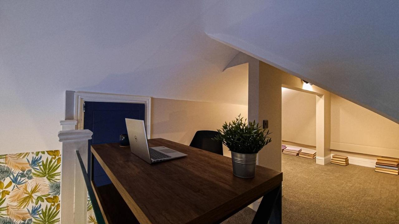 The 2 Bed Townhouse *