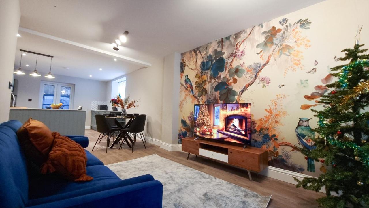 The 2 Bed Townhouse Hove